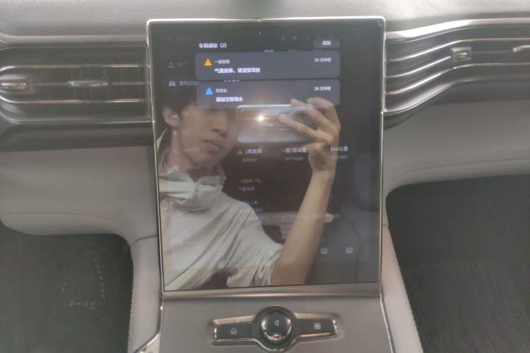Used Nio ES6 2020 420 km Sport Edition Audio And AC Panel