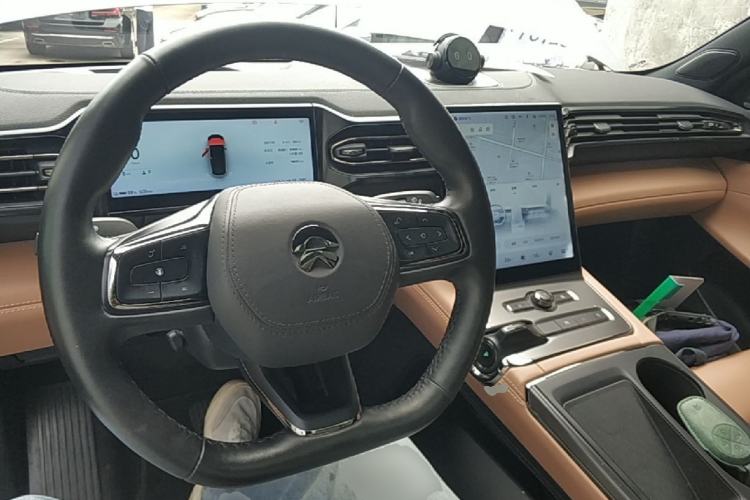 Used Nio ES6 2020 610KM Signature Edition Center Console
