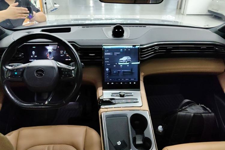 Used Nio ES6 2020 465 km Performance Version Center Console