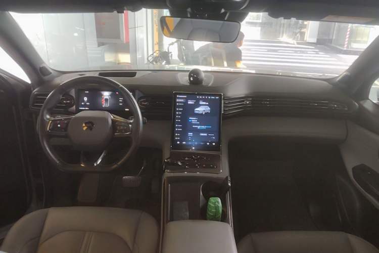 Used Nio ES6 2020 430KM Performance Version Center Console