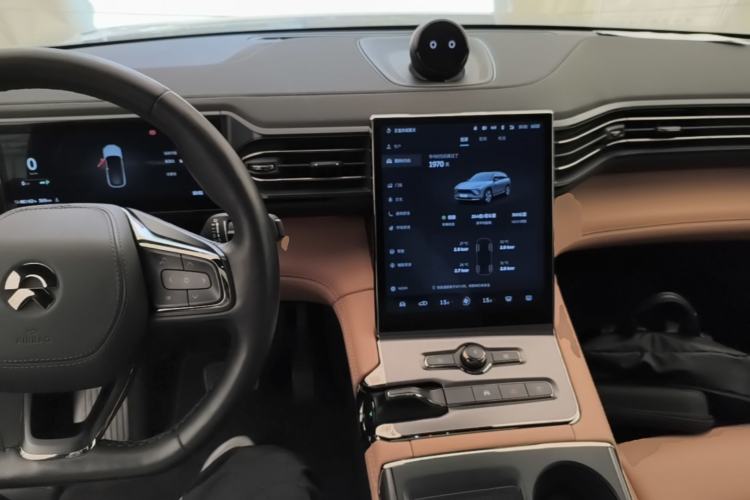 Used Nio ES6 2020 600 km Sport Edition Center Console