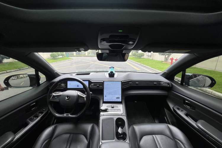 Used Nio ES6 2020 610 km Performance Version Center Console