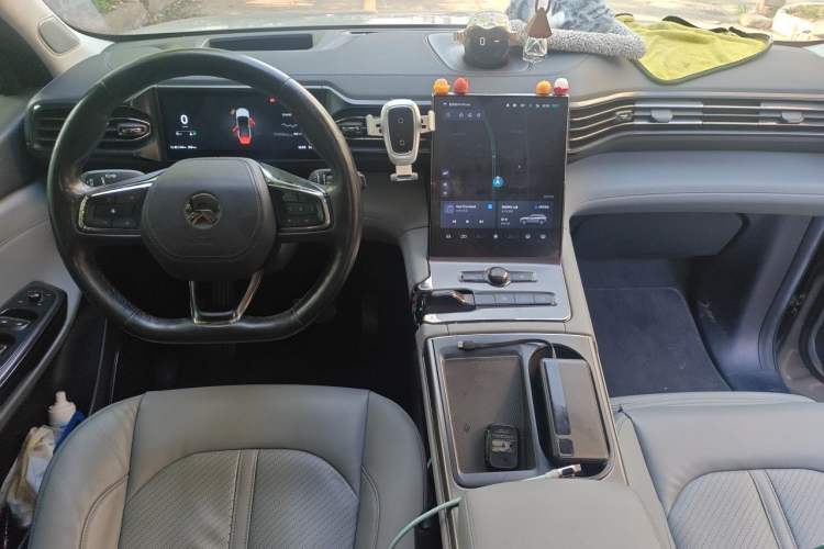 Used Nio ES6 2020 610 km Performance Version Center Console