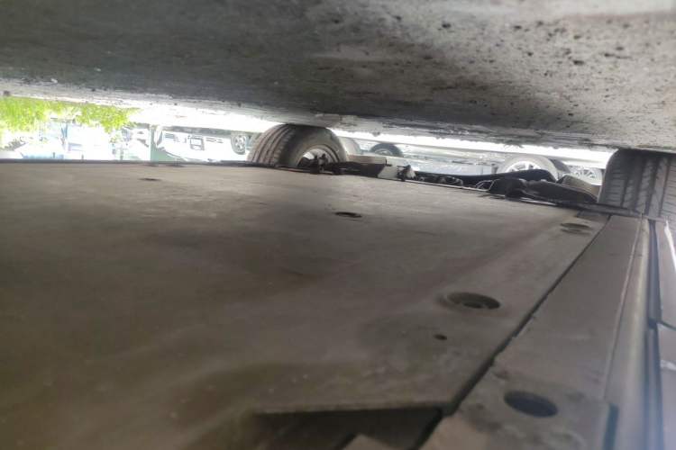 Used Nio ES6 2020 420 km Sport Edition Chassis Rear Left