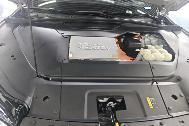 Used Nio ES6 2020 465 km Signature Edition Engine Bay