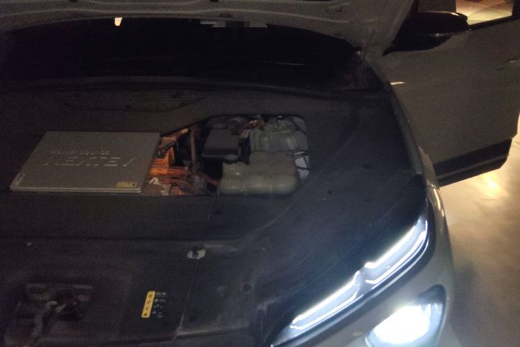 Used Nio ES6 2020 600 km Sport Edition Engine Bay Left