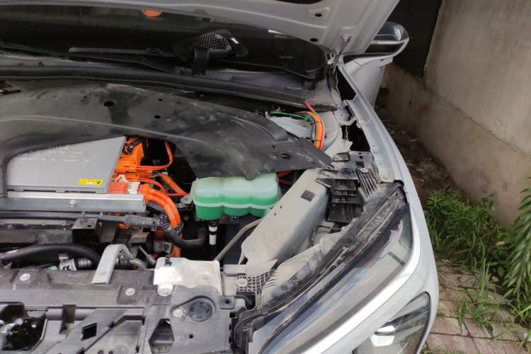 Used Nio ES6 2020 420 km Sport Edition Engine Bay Left