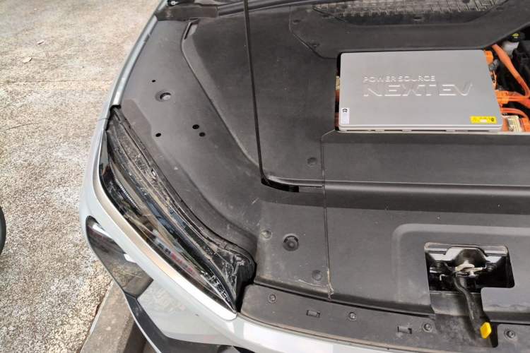 Used Nio ES6 2020 430KM Performance Version Engine Bay Right