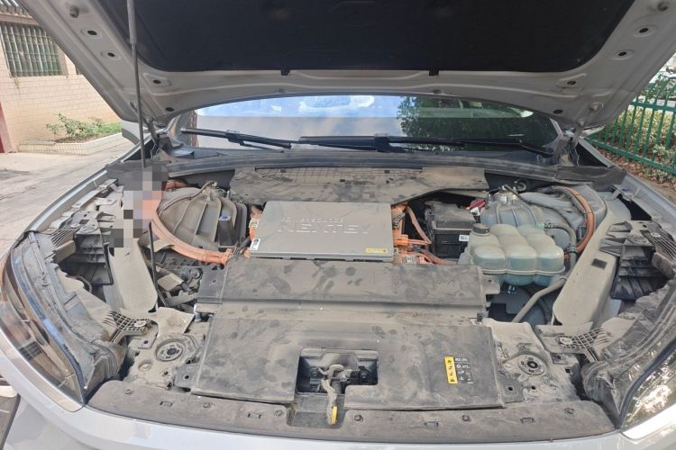Used Nio ES6 2020 610 km Performance Version Engine Bay Right