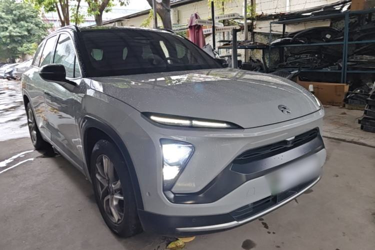 Used Nio ES6 2020 420 km Sport Edition Front Right 45 Deg