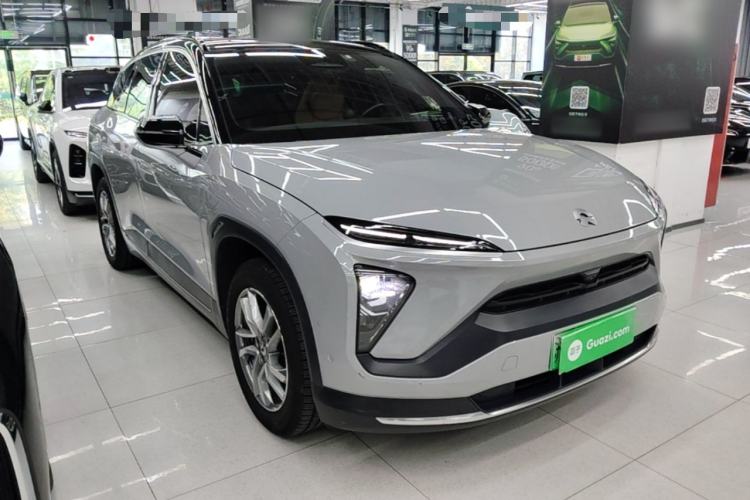 Used Nio ES6 2020 465 km Performance Version Front Right 45 Deg