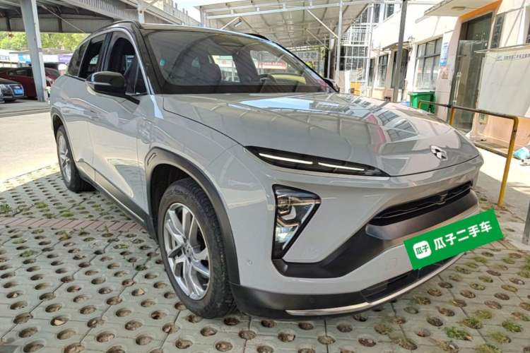 Used Nio ES6 2020 420 km Sport Edition Front Right 45 Deg