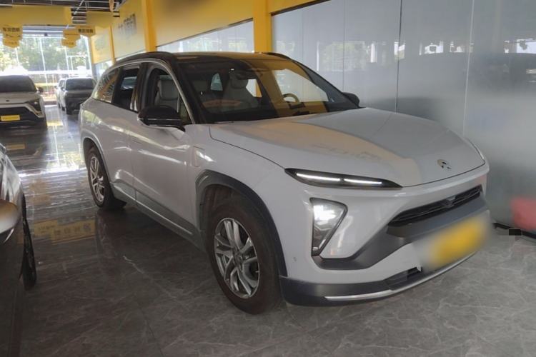 Used Nio ES6 2020 430KM Performance Version Front Right 45 Deg