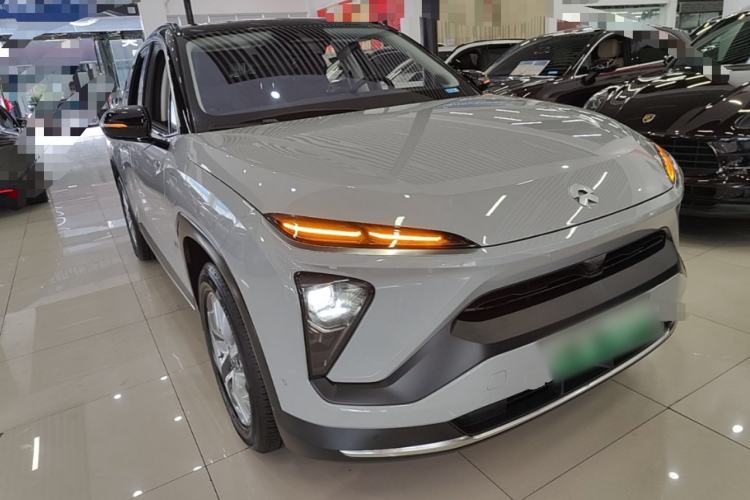Used Nio ES6 2020 420 km Sport Edition Front Right 45 Deg