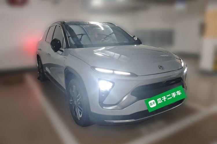 Used Nio ES6 2020 610 km Performance Version Front Right 45 Deg