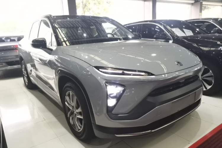 Used Nio ES6 2020 420 km Sport Edition Front Right 45 Deg