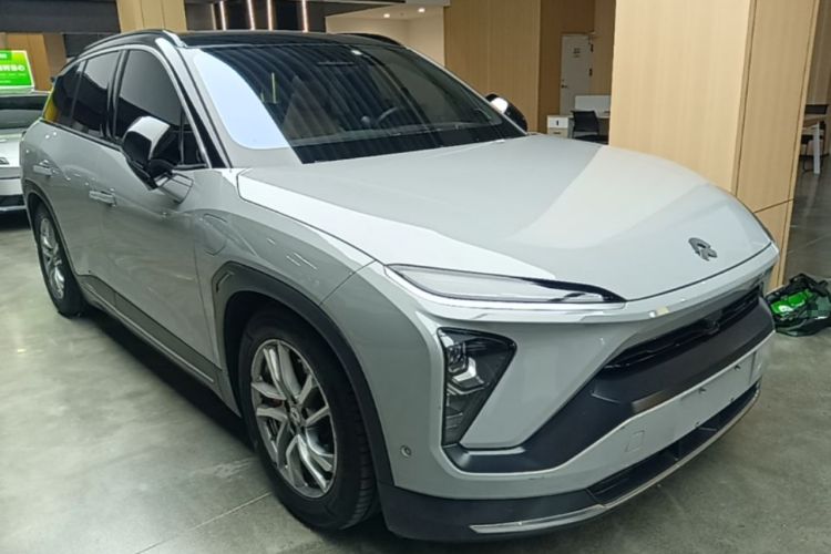 Used Nio ES6 2020 610 km Performance Version Front Right 45 Deg
