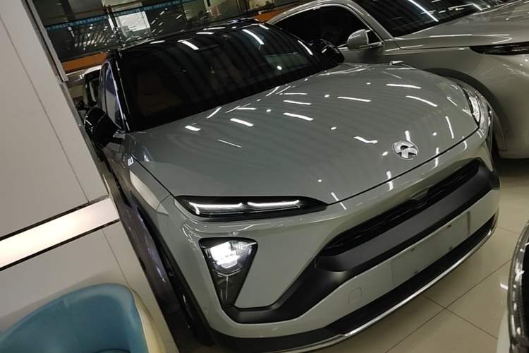 Used Nio ES6 2020 455KM Sport Edition Front Right 45 Deg