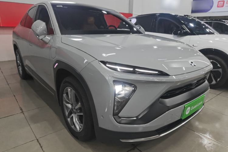Used Nio ES6 2020 420 km Sport Edition Front Right 45 Deg