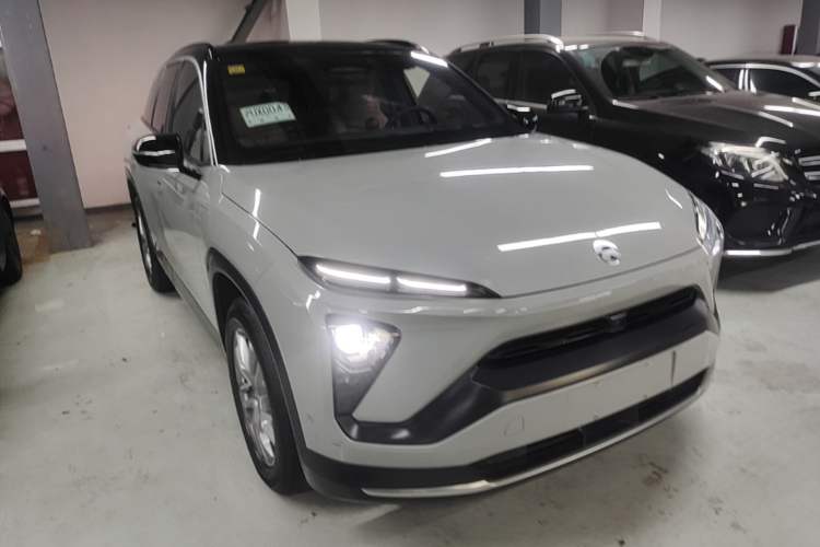Used Nio ES6 2020 420 km Sport Edition Front Right 45 Deg