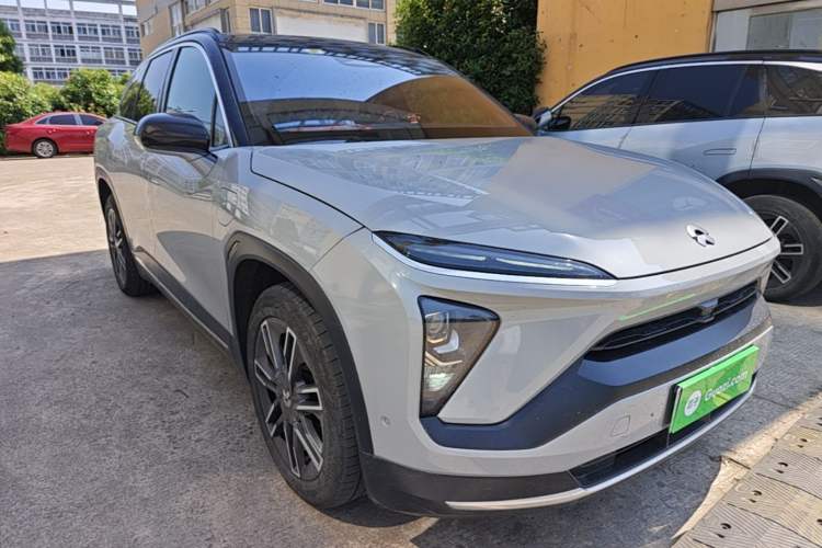 Used Nio ES6 2020 420 km Sport Edition Front Right 45 Deg