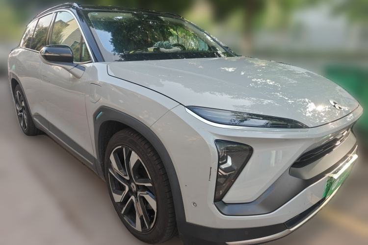 Used Nio ES6 2020 610 km Performance Version Front Right 45 Deg