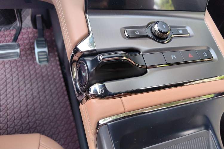 Used Nio ES6 2020 600 km Sport Edition Gear Lever