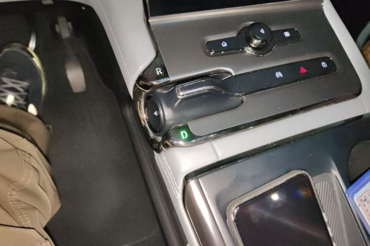 Used Nio ES6 2020 600 km Sport Edition Gear Lever