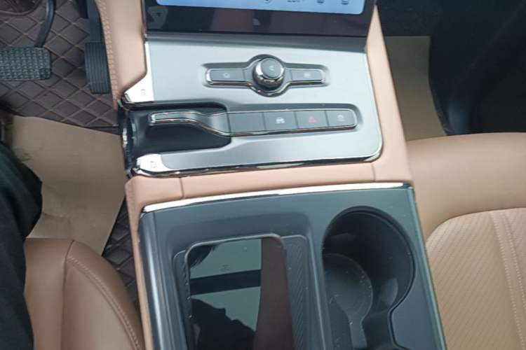 Used Nio ES6 2020 600 km Sport Edition Gear Lever