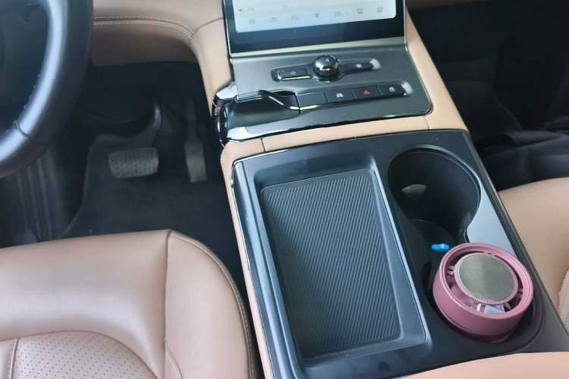 Used Nio ES6 2020 420 km Sport Edition Gear Lever
