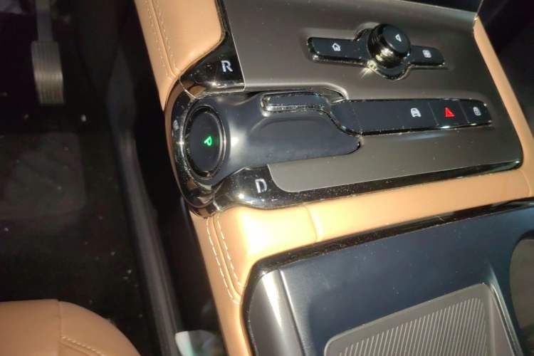 Used Nio ES6 2020 420 km Sport Edition Gear Lever