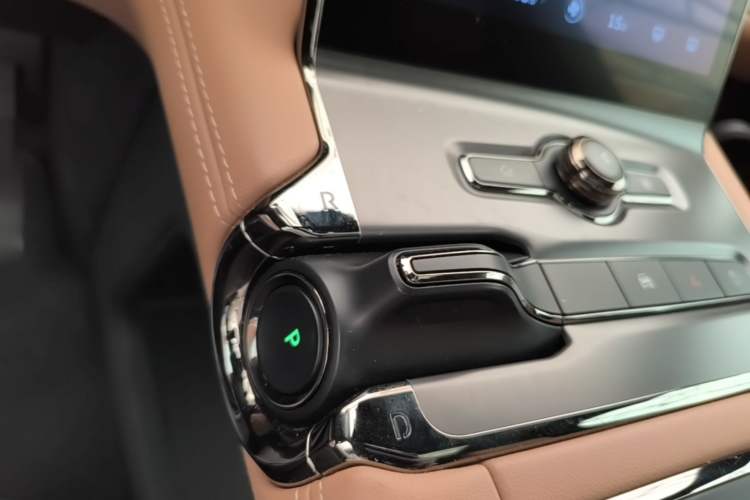 Used Nio ES6 2020 600 km Sport Edition Gear Lever