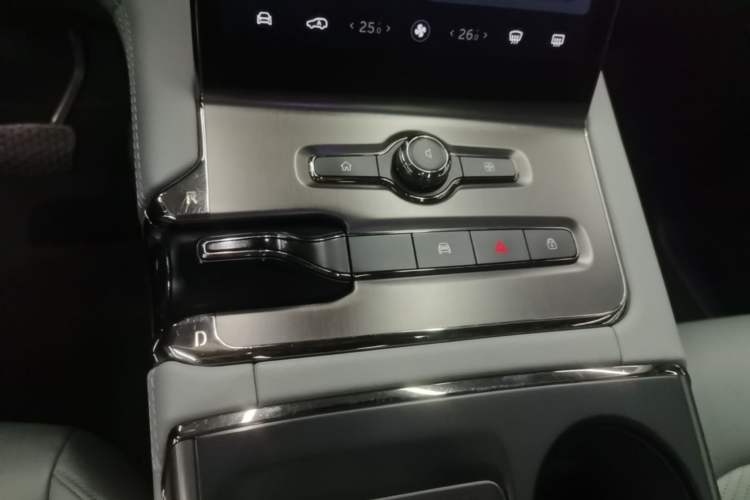 Used Nio ES6 2020 490 km Sport Edition Gear Lever