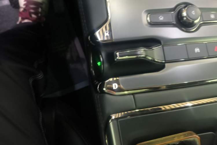 Used Nio ES6 2020 600 km Sport Edition Gear Lever