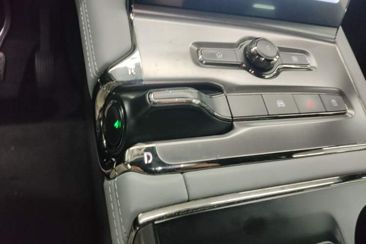 Used Nio ES6 2020 420 km Sport Edition Gear Lever