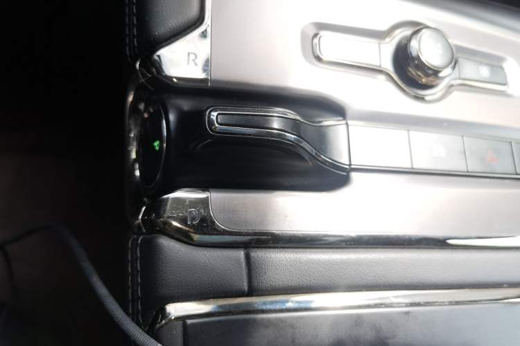 Used Nio ES6 2020 420 km Sport Edition Gear Lever