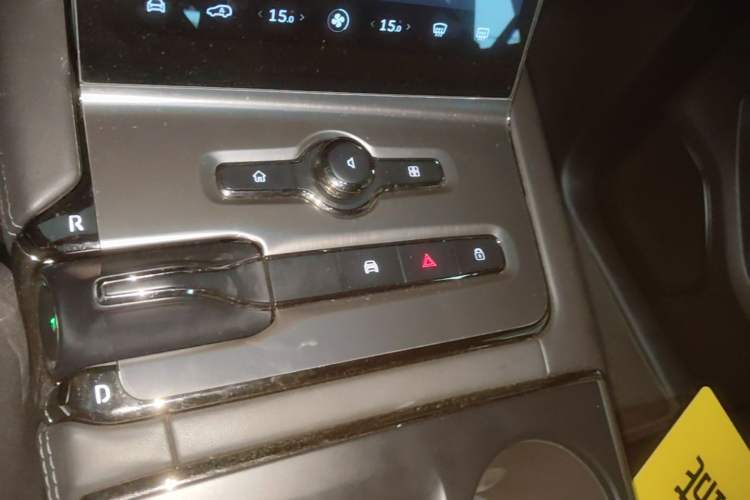 Used Nio ES6 2020 600 km Sport Edition Gear Lever
