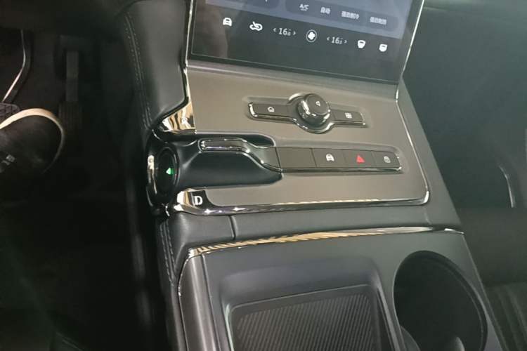 Used Nio ES6 2020 420 km Sport Edition Gear Lever
