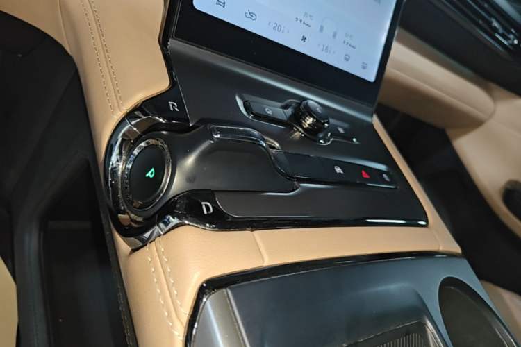 Used Nio ES6 2020 420 km Sport Edition Gear Lever
