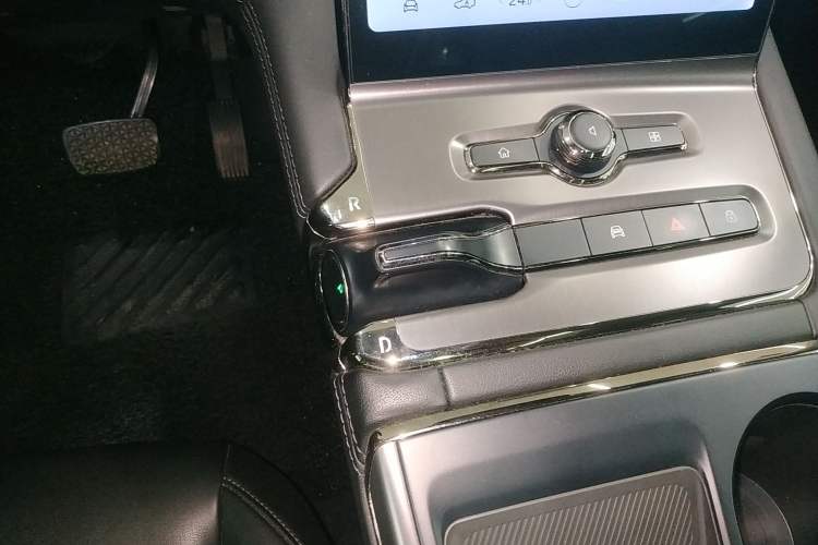 Used Nio ES6 2020 420 km Sport Edition Gear Lever