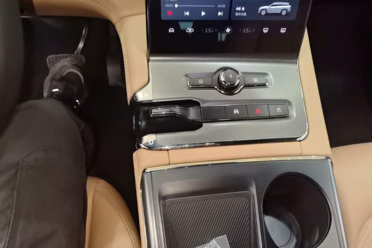 Used Nio ES6 2020 420 km Sport Edition Gear Lever