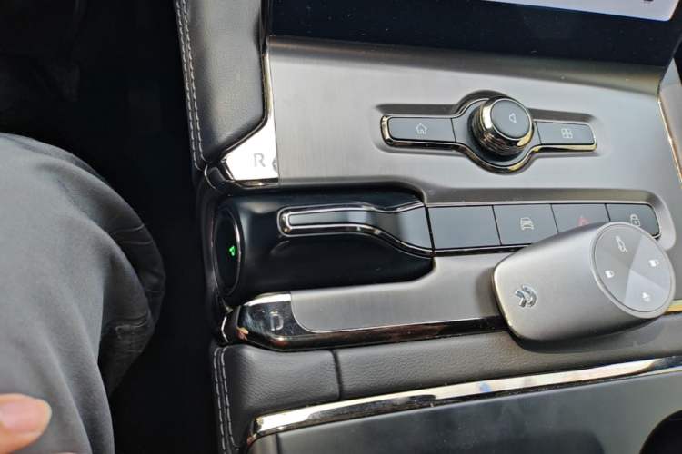 Used Nio ES6 2020 610 km Performance Version Gear Lever