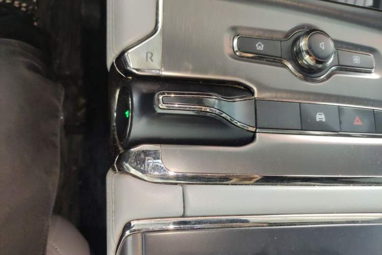 Used Nio ES6 2020 420 km Sport Edition Gear Lever