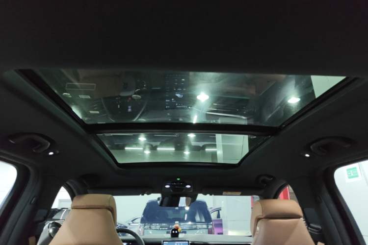 Used Nio ES6 2020 600 km Sport Edition Headliner