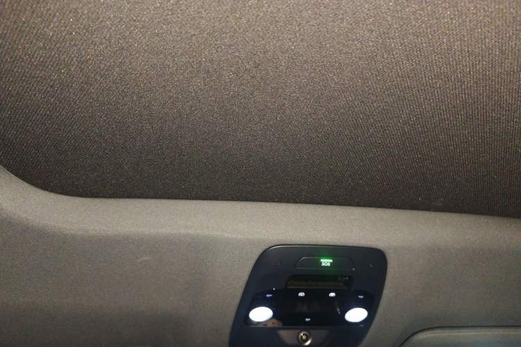 Used Nio ES6 2020 600 km Sport Edition Headliner