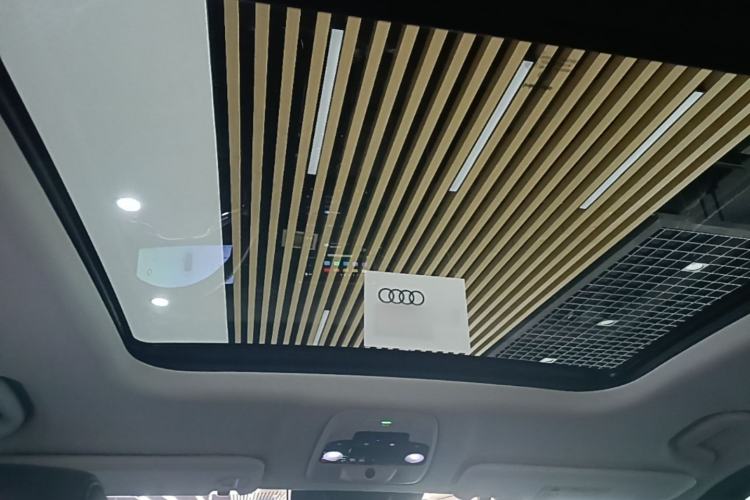 Used Nio ES6 2020 420 km Sport Edition Headliner