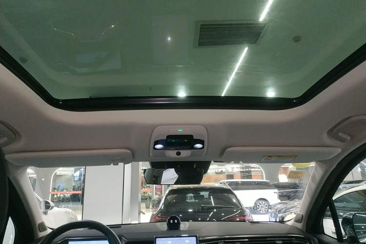 Used Nio ES6 2020 420 km Sport Edition Headliner