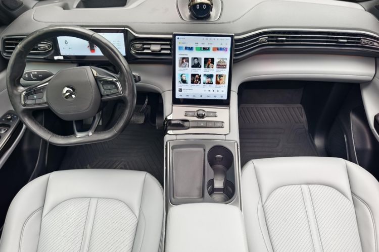Used Nio ES6 2020 610 km Performance Version Interior 8