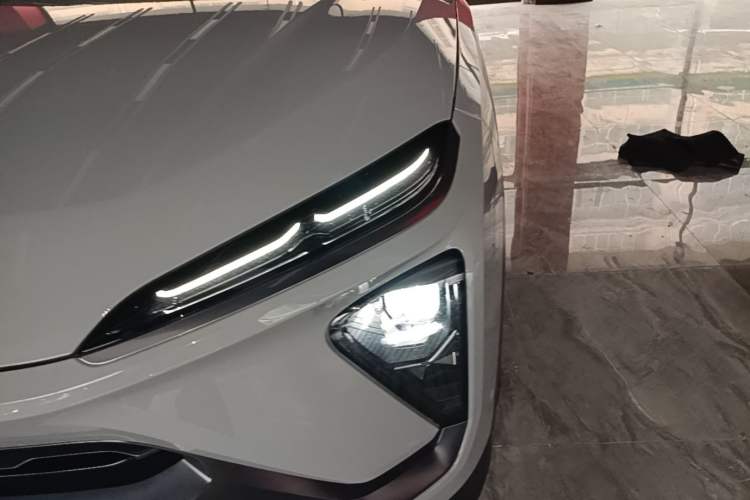 Used Nio ES6 2020 610 km Performance Version Left Front Headlight