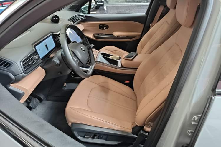 Used Nio ES6 2020 465 km Performance Version Left Front Seat